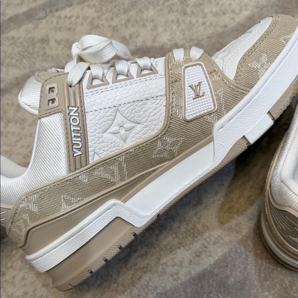Louis Vuitton Tan and Cream Sneakers - Picture 5 of 7
